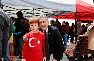 Gemlik’te 23 Nisan Coşkusu Meydanlara Taştı